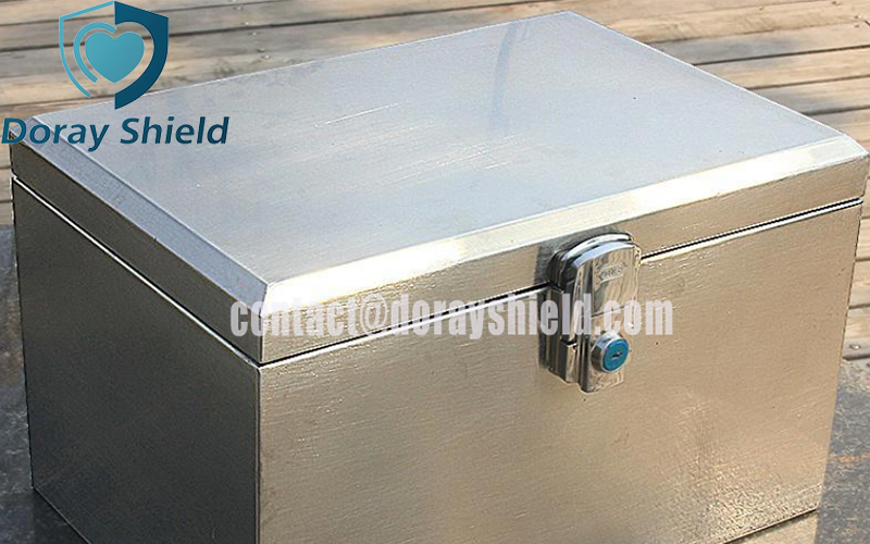 Radiation Shielded Lead Box